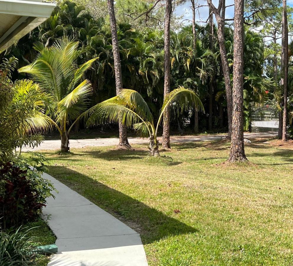 Private Tropical Paradise Guesthouse! Loxahatchee 外观 照片